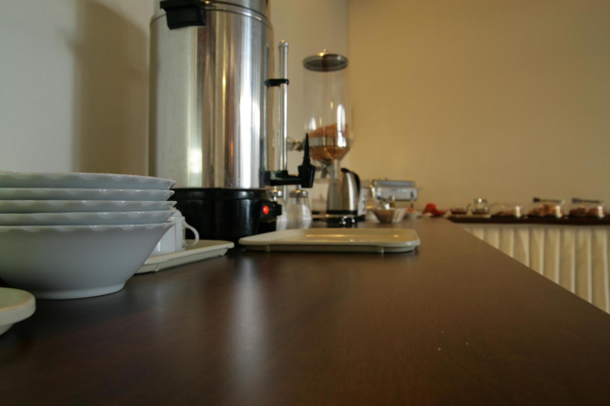 Aparthotel Platon