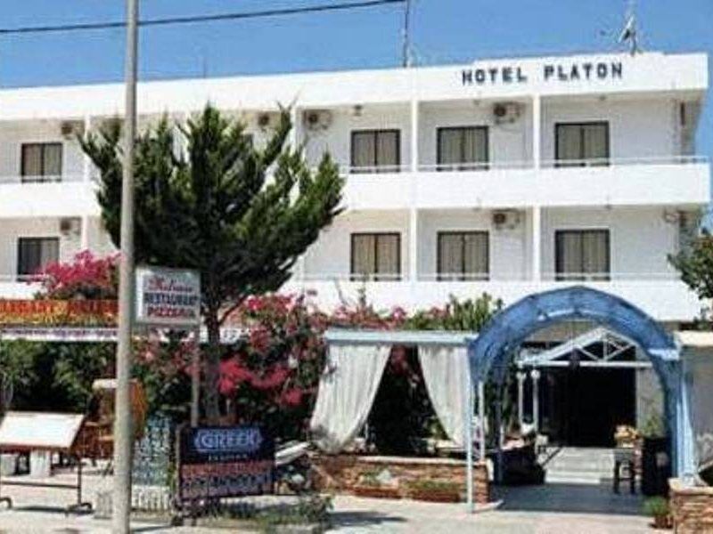 Platon Aparthotel